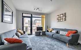 Amazing Apartments - Hopetoun Street Near The Playhouse